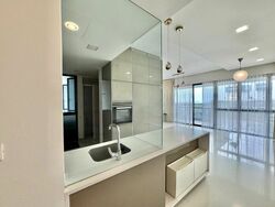 J Gateway (D22), Condominium #445588191